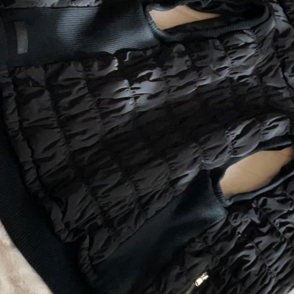 Calvin Klein black vest - Picture 9 of 10